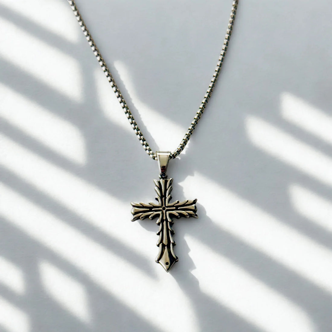 Cross Sign Neck Chain for Men That Adds Meaning And Style To Everyday Fashion