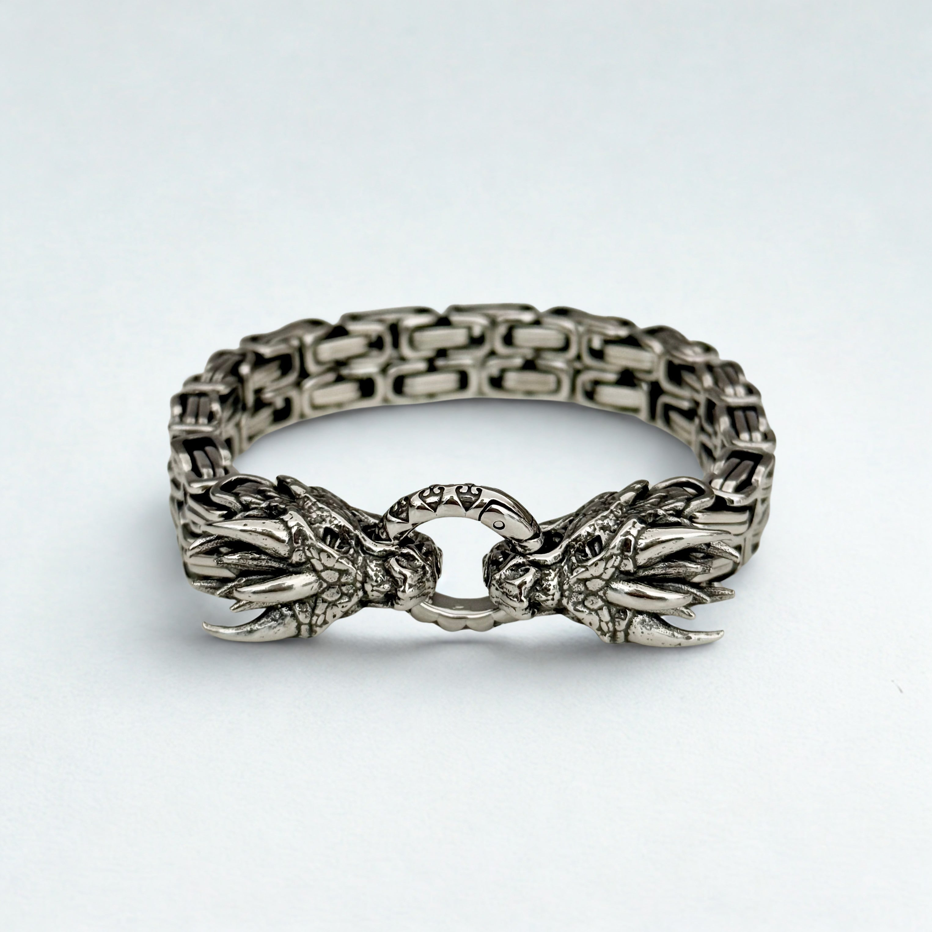 Drag Bracelet