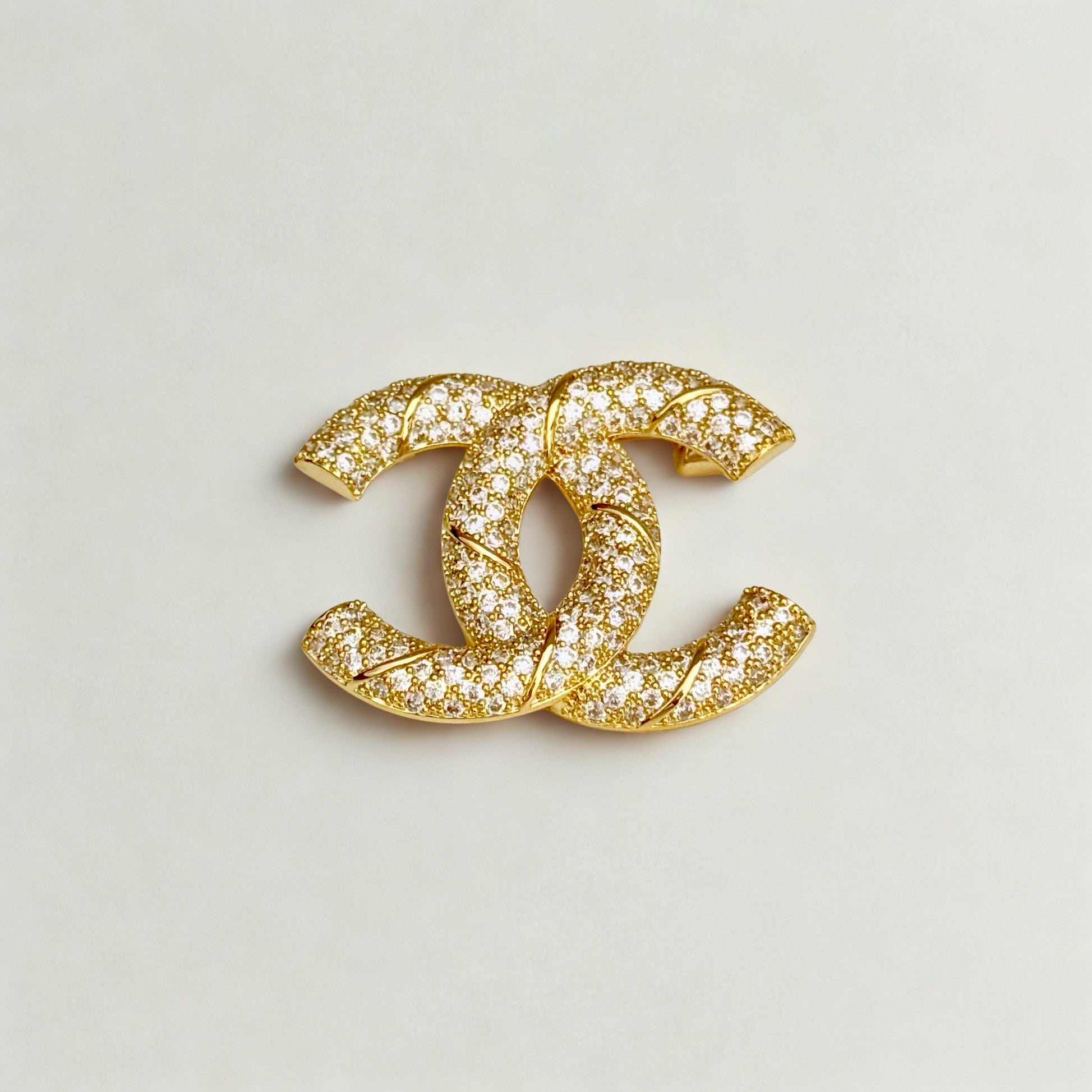 Flex Brooch