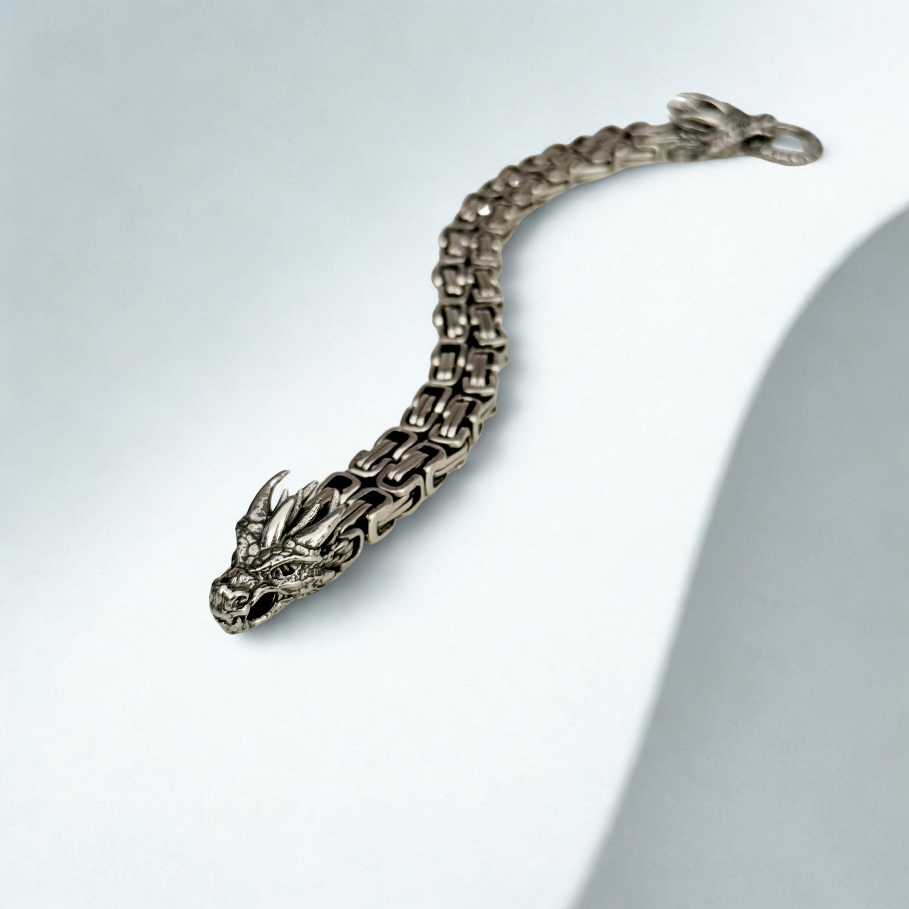 Drag Bracelet